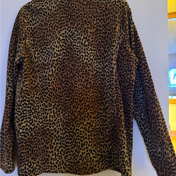 Ladies Land’s End 1/4 leopard print fleece pullover. Size L (14-16). EUC. - Picture 5 of 7
